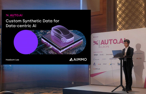 에이모 자율주행 R&D팀 이해봄 수석연구원이 합성데이터(Synthetic Data) 솔루션과 적용 사례를 발표하고 있다