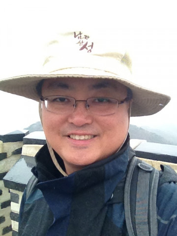 건국대학교 최재헌 교수