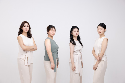 왼쪽부터 가야금 앙상블 PALETTE의 멤버 김지연, 이유경, 이지윤, 박수빈