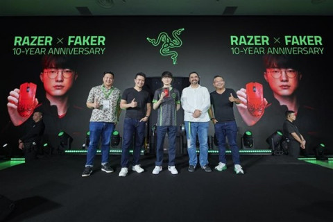 왼쪽부터 글로벌 e스포츠 연맹 최고 개발 책임자 Mark Chay, Razer 공동 창립자 겸 CEO 탄민량, 리그 오브 레전드 한국 프로선수 T1 ‘페이커(Faker)’ 이상혁,