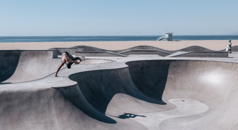 OVERALL WINNER - Venice Beach Skating by Henrik Hagerup - Venice Beach, Los Angeles, USA