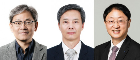 왼쪽부터 서울대학교 최해천 기계공학부 석좌교수, 황철성 재료공학부 석좌교수, 홍용택 전기정보공학부 교수