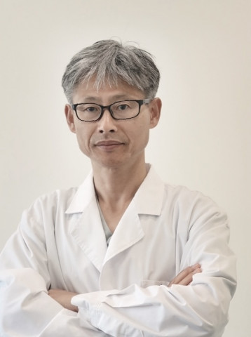 이덴슬리벨 ‘호흡리셋’의 신효상 저자(닥터베어풋 신효상마취통증의학과의원 대표원장)