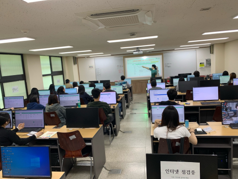 동서울대학교가 1학년 재학생을 대상으로 ‘2025학년도 진로설계 프로그램’을 운영했다