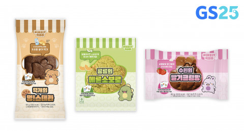GS25에서 선보이는 픽셀리 컬래버 상품인 덕개의 멍스테라, 공룡의 메론소보로, 수현의 딸기크림빵