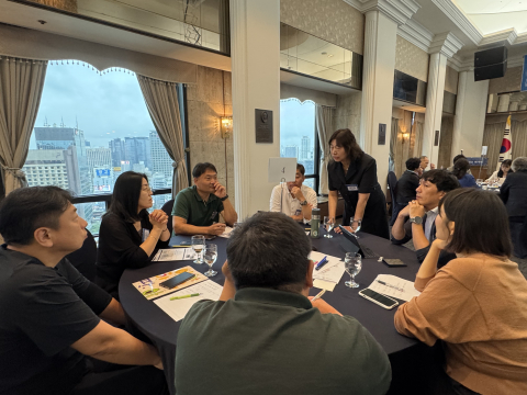 호우 피해 지역 자원봉사센터 사무국장 그룹 토론 모습(제공=한국중앙자원봉사센터)