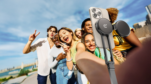 울란지는 단순한 촬영 액세서리 공급자가 아닌 글로벌 크리에이터의 동반자로 자리매김하고 있다