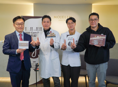 탈모치료의날 캠페인 참여를 독려하는 유튜브 촬영 현장