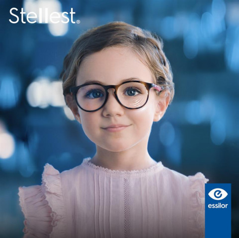 어린이 근시 진행 억제 안경렌즈 ‘에실로 스텔리스트’가 9월 25일(현지시간) 미국 FDA 시장 승인을 획득했다