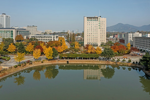 건국대학교 가을 전경
