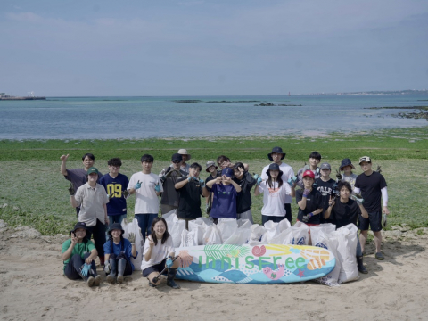 ‘제주의 자연과 함께한 10년’ 이니스프리 모음재단이 올해로 설립 10주년을 맞았다. 재단은 창업주 고(故) 서성환 선대 회장의 철학을 바탕으로 제주의 자연과 사람을 지키는 공익 