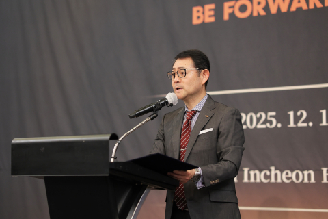 강영일 한국지사 대표가 인사말을 전하고 있다