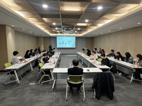 누림센터는 17일 수원컨벤션센터에서 ‘최중증 발달장애인 맞춤돌봄사업 평가회의’를 개최했다고 밝혔다