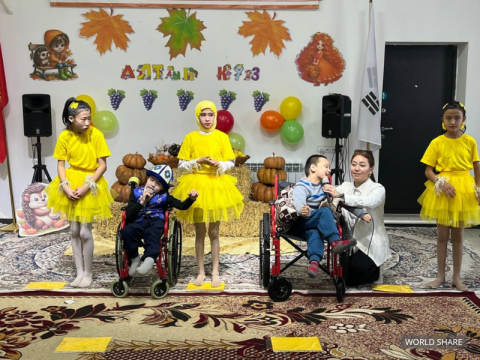 장애아동들의 공연 모습