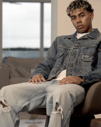 Lamine Yamal for American Eagle (Courtesy of American Eagle)