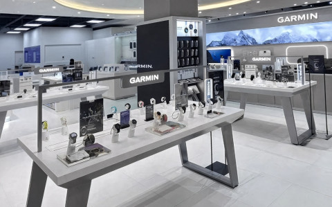 가민이 오는 2월 6일 롯데하이마트 잠실점에 첫 브랜드관을 공식 오픈한다