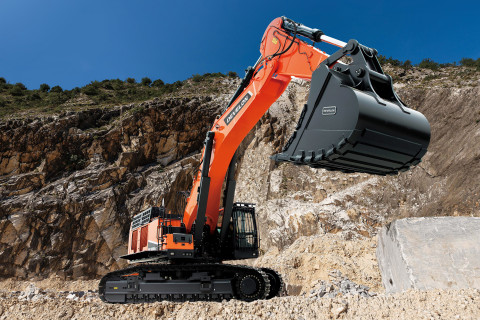 HD건설기계 100톤급 초대형 굴착기