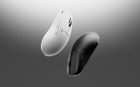 ‘Pulsar X2N Crazylight’ 마우스