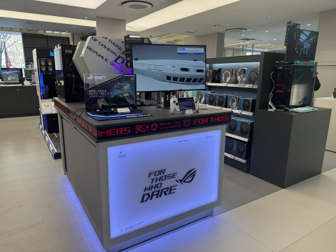 에이수스, 롯데하이마트 체험존