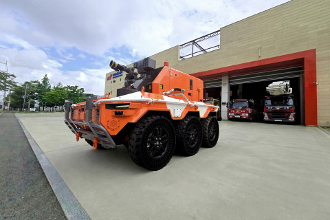 무인소방로봇이 출동에 앞서 대기하는 모습