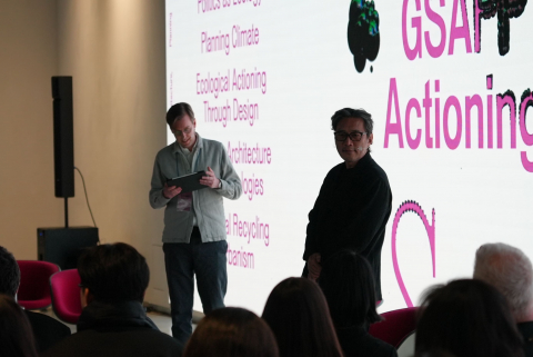 GSAPP World Actioning Summit에서 키노트 발언 중인 조민석 건축가