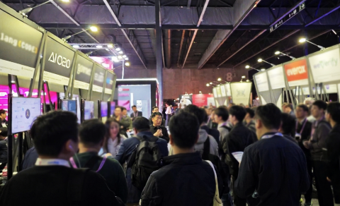 AI오투오가 ‘MWC 2026’ 전시 현장에서 에이전틱 AI 마케팅 자동화 플랫폼 ‘ADO2(애드오투)’를 선보이며 관람객들의 관심을 받고 있다