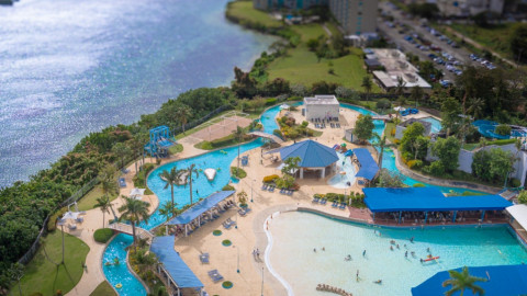 인기 어트랙션으로 다시 주목 받고 있는 리조나레 괌의 대표 콘텐츠 ‘나이트 만타 라이드’