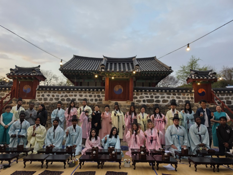 ‘2026 부여 국가유산 야행’ 외국인 팸투어에는 칠레, 투르크메니스탄, 벨라루스, 콜롬비아, 러시아, 케냐, 알제리, 방글라데시, 파키스탄, 미국, 이라크, 튀르키예, 중국 등 