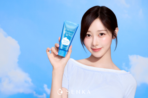스킨케어 토탈 브랜드 센카(SENKA)가 20년 넘게 쌓아온 클렌징 테크놀로지를 바탕으로 더욱 강력해진 거품 기술력을 더한 ‘센카 NEW 퍼펙트 휩’을 리뉴얼 출시한다(제공: 센카