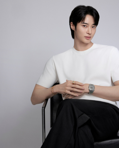 불가리 앰버서더 변우석(사진 제공: 불가리 / 착용 제품: 불가리 비제로원 & 옥토 컬렉션)