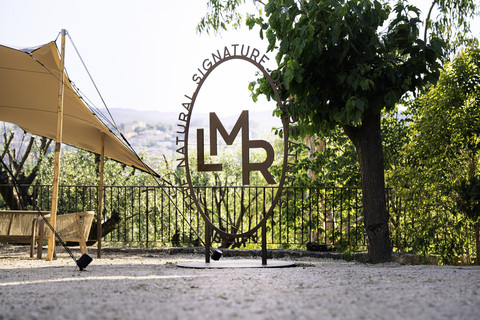 At Domaine des Naturels LMR, R&D experts research new natural species, variety breeding, cultivation