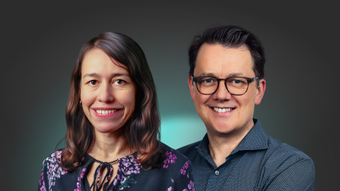 From left to right: Dr. Inés de Vega, Chief Scientist, and Dr. Craig Ciesla, Chief Technology Office