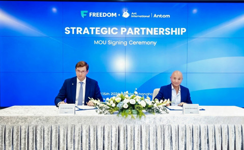 From left to right: Timur Turlov, CEO of Freedom Holding Corp., Leiming Chen, Senior Vice President 