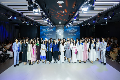 130여 모델이 수놓은 DDP 런웨이… ‘2026 서울 패션 런웨이’ 성황리 개최