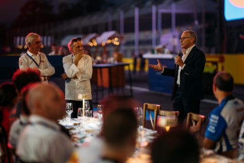 왼쪽부터 파올로 바릴라(Paolo Barilla) 바릴라 그룹 부회장,  마시모 보투라(Massimo Bottura) 셰프, 스테파노 도메니칼리(Stefano Domenicali)