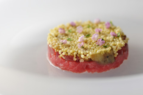 차가운 전채 ‘참치 가지’