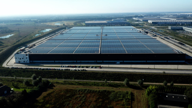 Installation Completed of the World’s Most Powerful Solar Roof Currently Operating at PVH Europe’s S...