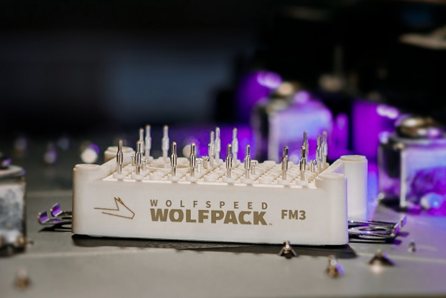 1200V Wolfspeed® MOSFET 기술을 사용하는 새로운 모듈은 사용이 간편한 패키지로 효율성을 극대화했다