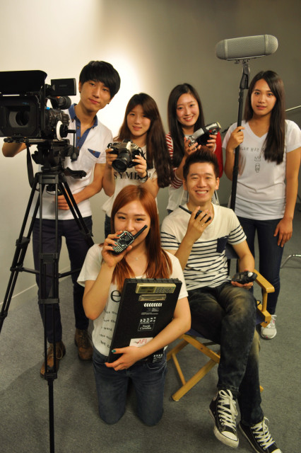 영화 촬영을 하고 있는 방송연예과 재학생들
