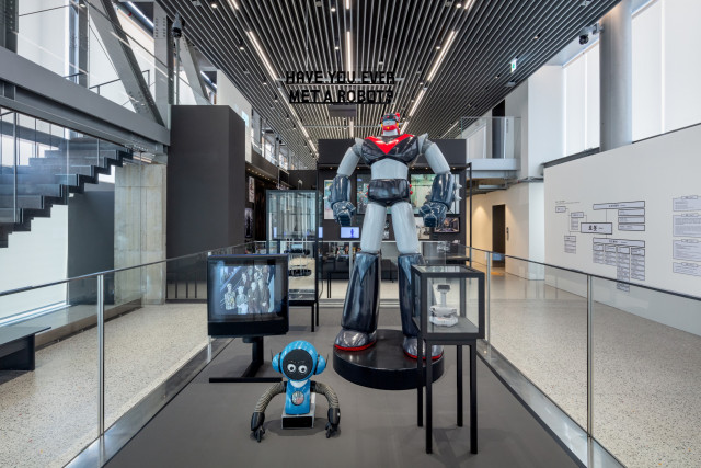 현대모터스튜디오 부산에 개최한 ‘헬로 로봇, 인간과 기계 그리고 디자인’ 전시회