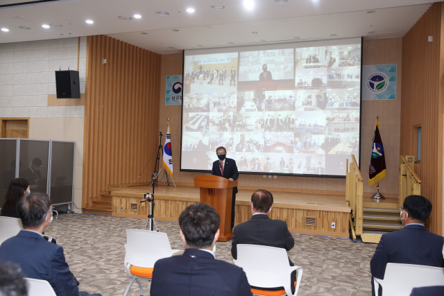 한국법무보호복지공단 제15대 최운식 이사장이 취임식을 시작으로 본격적인 업무에 나선다