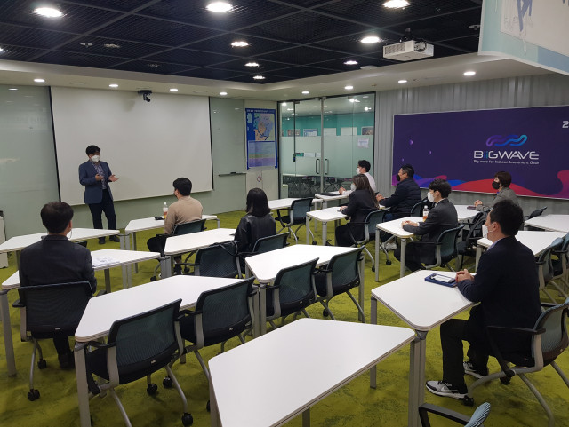 인천창조경제혁신센터가  ‘2021년 청년창업 챌린지’ 성과 공유회를 센터에서 개최했다