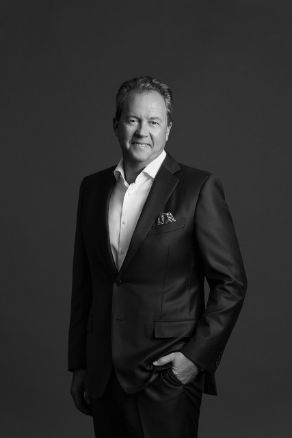 The Estée Lauder Companies Announces Appointment of Mark Loomis to Lead North America