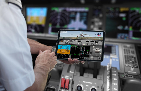 American Airlines Pilots First to Use CEFA Aviation Flight Replay App in the U.S.