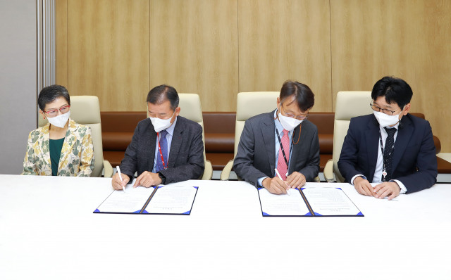 ABB와 한국그린캠퍼스협의회가 MOU를 체결했다