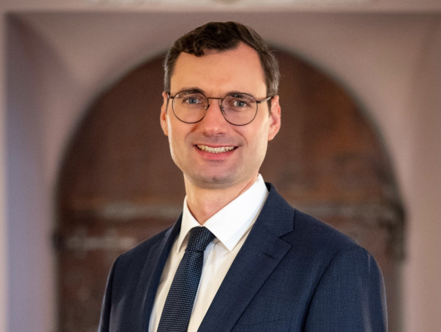 Dr. Fabian Geldmacher is Director Strategy & Business Development of Lysando AG