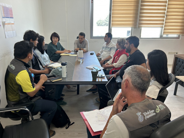 올해 7월 튀르키예 재난관리청(AFAD)에서 코이카, NGO, 사업수행단체 등이 튀르키예 이재민 지원 방안에 대한 회의를 하고 있다