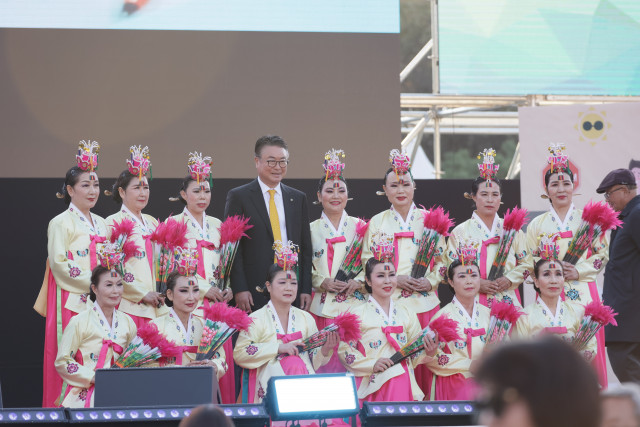 어르신들의 문화예술 축제 ‘2023 실버문화페스티벌’ 성황리 마무리