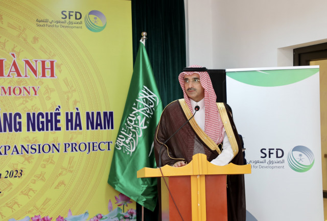 CEO of the SFD, H.E Sultan Al-Marshad, delivers a speech at the inauguration of the Ha Nam Vocationa...