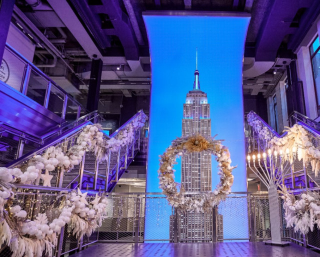 Most Wonderful Time of the Year: Empire State Building Announces Fan-Favorite Holiday Programs to In...
